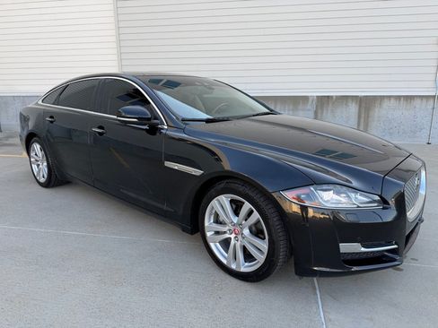 Used 2018 Jaguar XJ L Portfolio RWD image 1