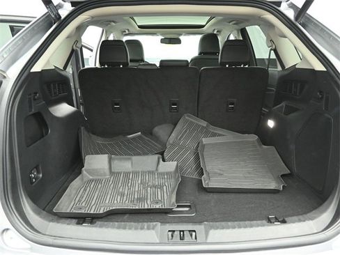 Certified 2022 Ford Edge Titanium w/ Class II Trailer Tow Package image 24