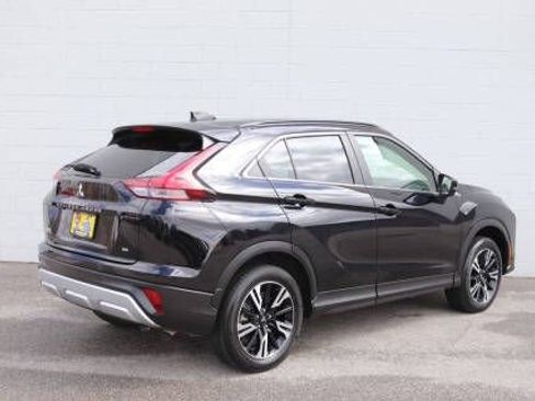 Used 2024 Mitsubishi Eclipse Cross SE AWD/4WD image 3