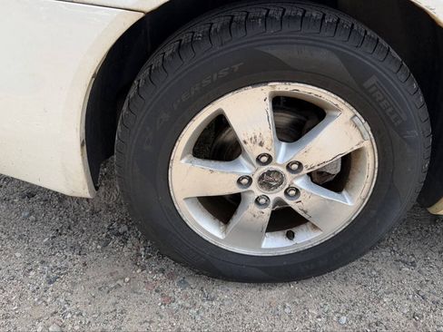 Used 2008 Pontiac Grand Prix w/ Preferred Package FWD image 13