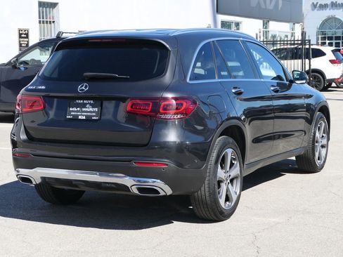 Used 2022 Mercedes-Benz GLC 300 image 3