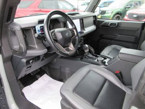 Certified 2024 Ford Bronco Big Bend AWD/4WD image 2