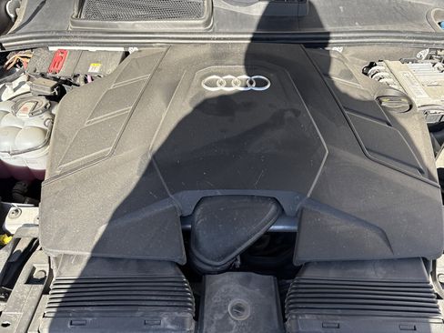 Used 2019 Audi Q8 Premium Plus w/ Premium Plus image 34