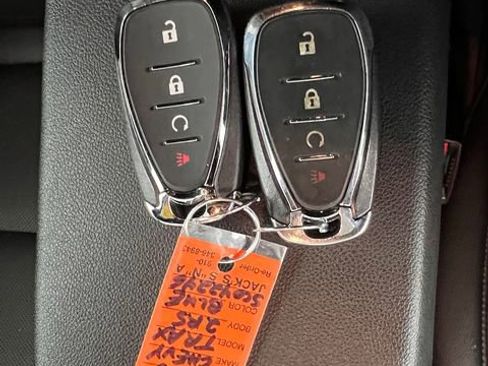 Used 2025 Chevrolet Trax RS w/ Driver Confidence Package image 53