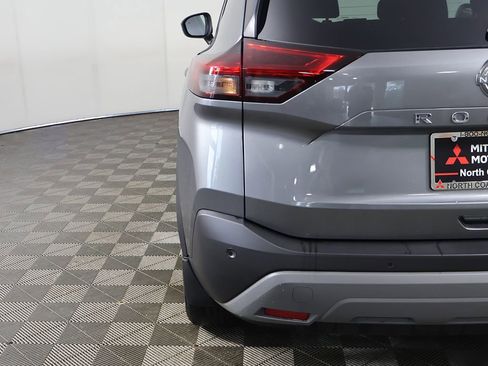 Used 2023 Nissan Rogue SV AWD/4WD image 13