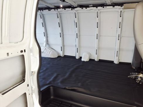 Used 2021 Chevrolet Express 2500 Extended w/ Driver Convenience Package image 22