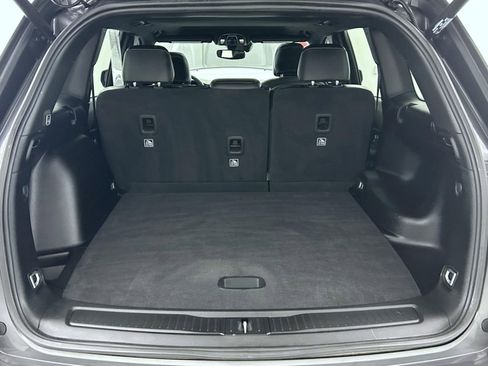 Certified 2023 Jeep Grand Cherokee Altitude image 21