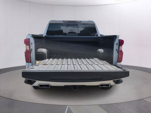 Certified 2025 Chevrolet Silverado 1500 RST AWD/4WD image 5