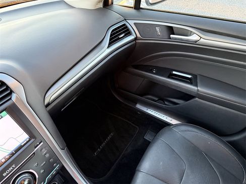 Used 2013 Ford Fusion Energi Titanium image 28