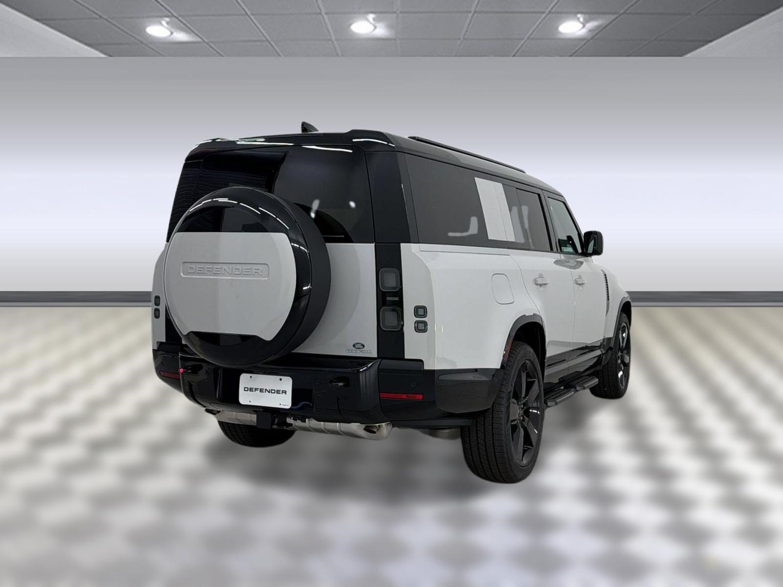 New 2026 Land Rover Defender 130 X-Dynamic SE AWD/4WD image 9