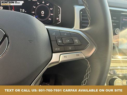 Used 2022 Volkswagen Atlas Cross Sport SE image 19