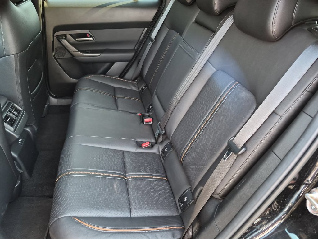 Used 2025 MAZDA CX-50 AWD 2.5 Hybrid w/ Premium Pkg image 28