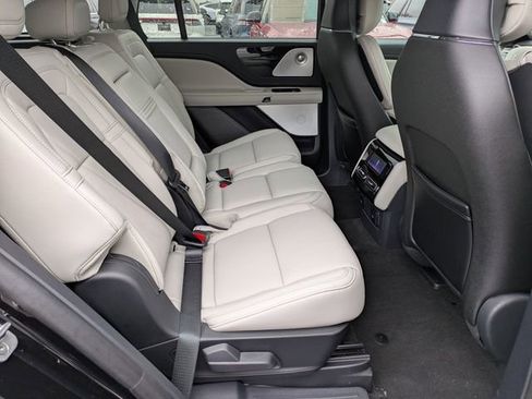 New 2025 Lincoln Aviator Reserve w/ Equipment Group 201A image 11