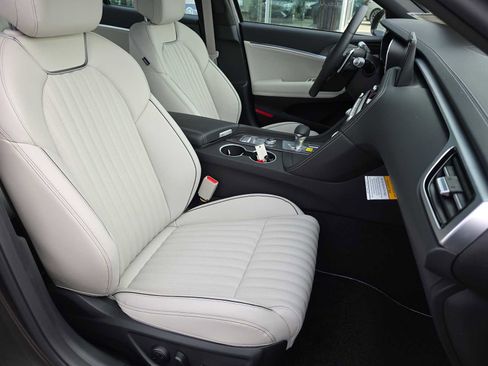 New 2026 Genesis G70 3.3T Sport Prestige image 27