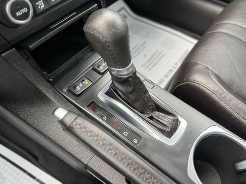 Used 2019 Acura ILX Sedan w/Premium Pkg image 16