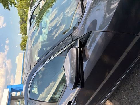 Used 2017 Honda Civic EX image 5