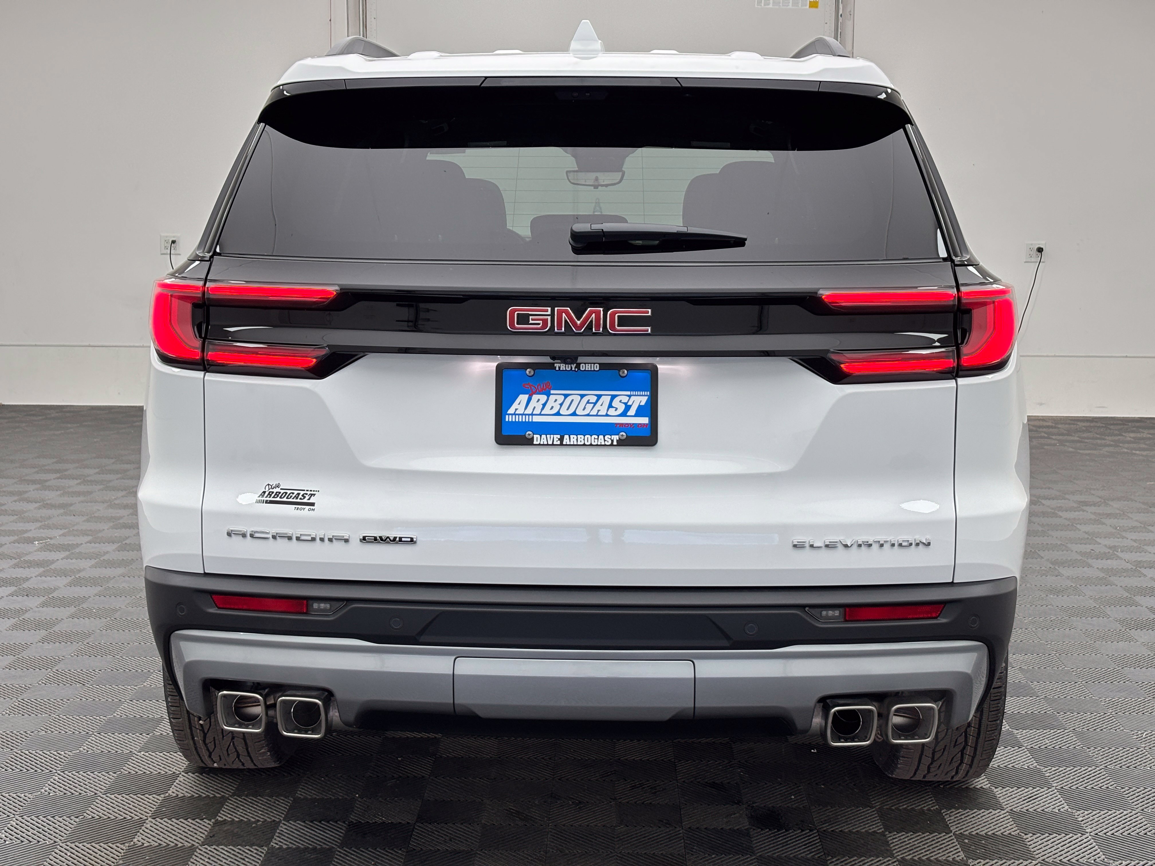 New 2027 GMC Acadia Elevation w/ Elevation Premium Package AWD/4WD image 11
