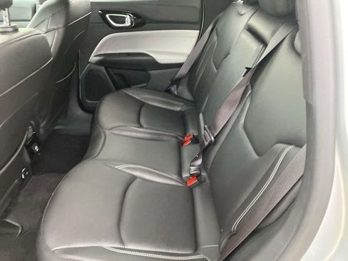 Used 2025 Jeep Compass Limited AWD/4WD image 20