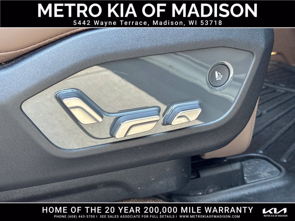 Used 2024 Kia EV9 Land AWD/4WD image 53