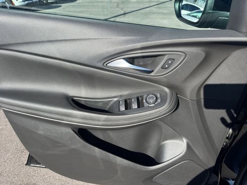 Used 2025 Buick Encore GX Preferred image 20