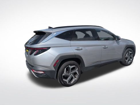 Certified 2022 Hyundai Tucson Limited w/ Cargo Package AWD/4WD image 7