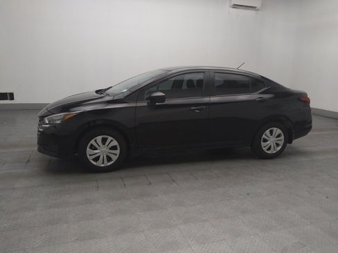Used 2025 Nissan Versa S w/ Trunk Package FWD image 2