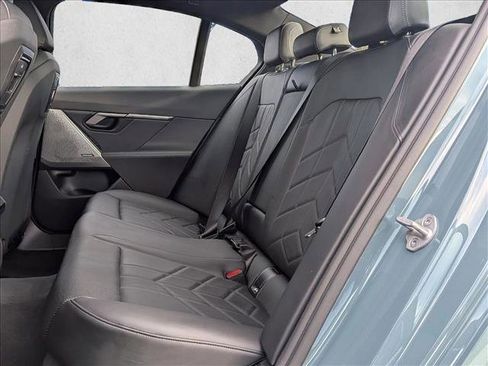 Certified 2026 BMW 530i xDrive image 18