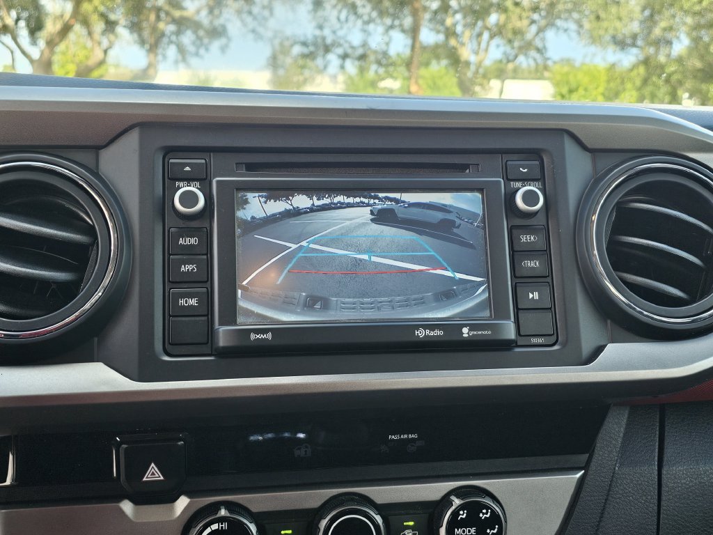 Used 2018 Toyota Tacoma SR5 RWD image 17