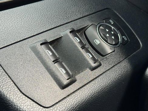 Used 2020 Ford F150 XLT w/ Equipment Group 302A Luxury AWD/4WD image 22