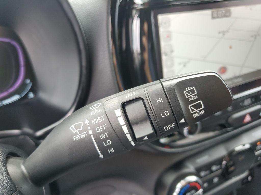 Used 2024 Kia Soul EX FWD image 26