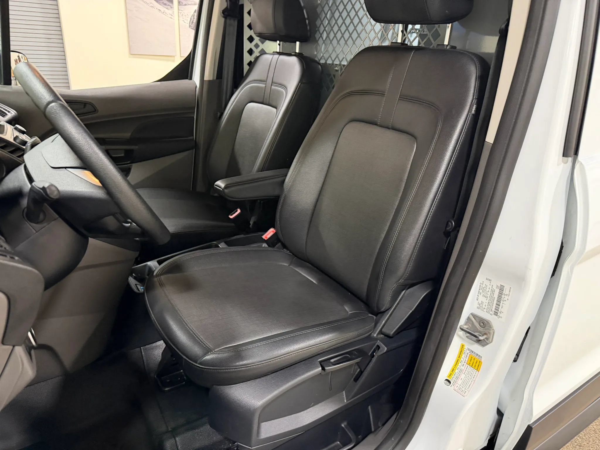 Used 2022 Ford Transit Connect XL FWD image 41