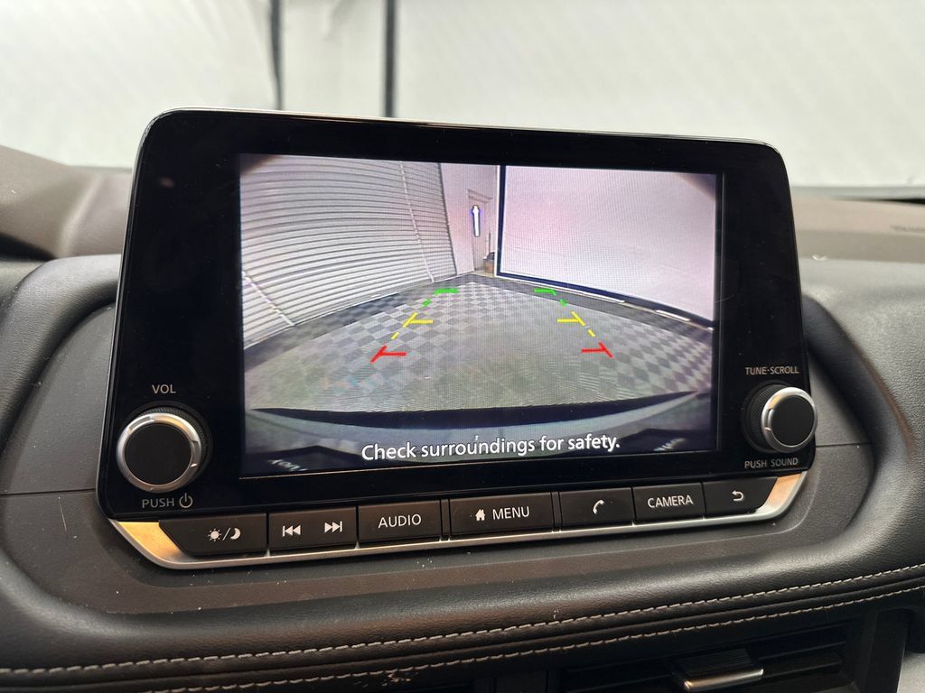 Used 2023 Nissan Rogue SV w/ SV Premium B Package FWD image 31