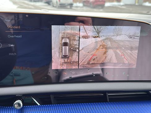 New 2026 Cadillac Optiq Luxury 2 image 18