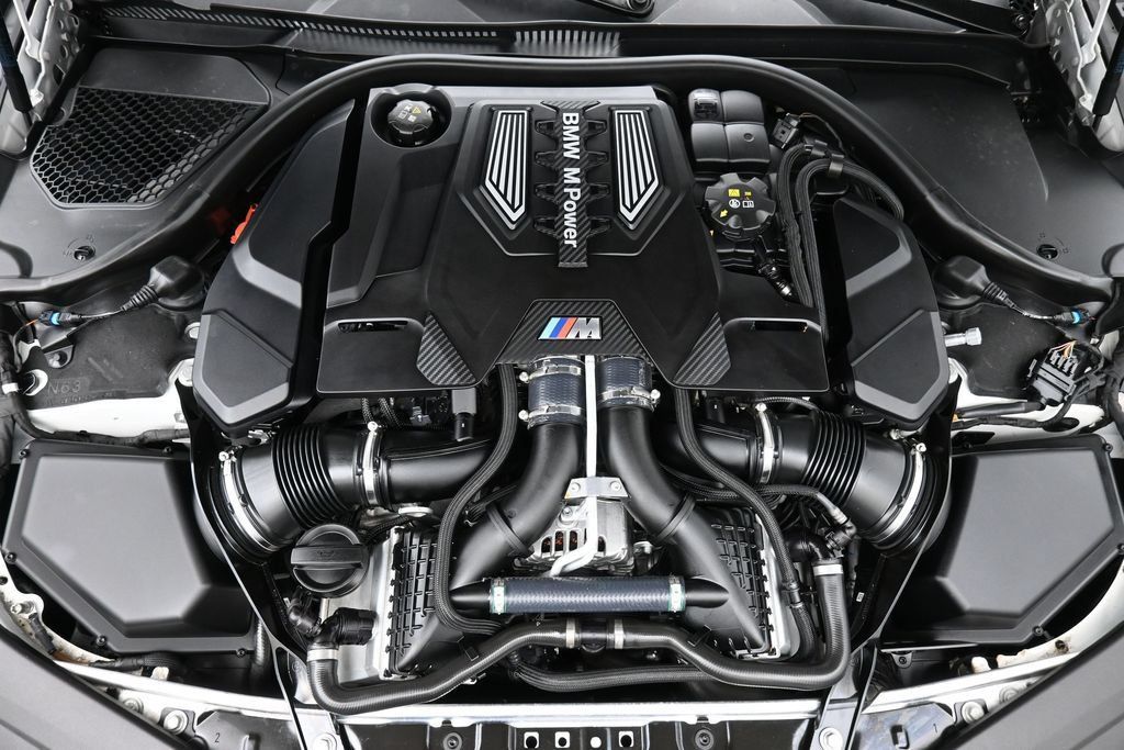 Used 2023 BMW M8 Competition w/ M Carbon Exterior Package AWD/4WD image 27