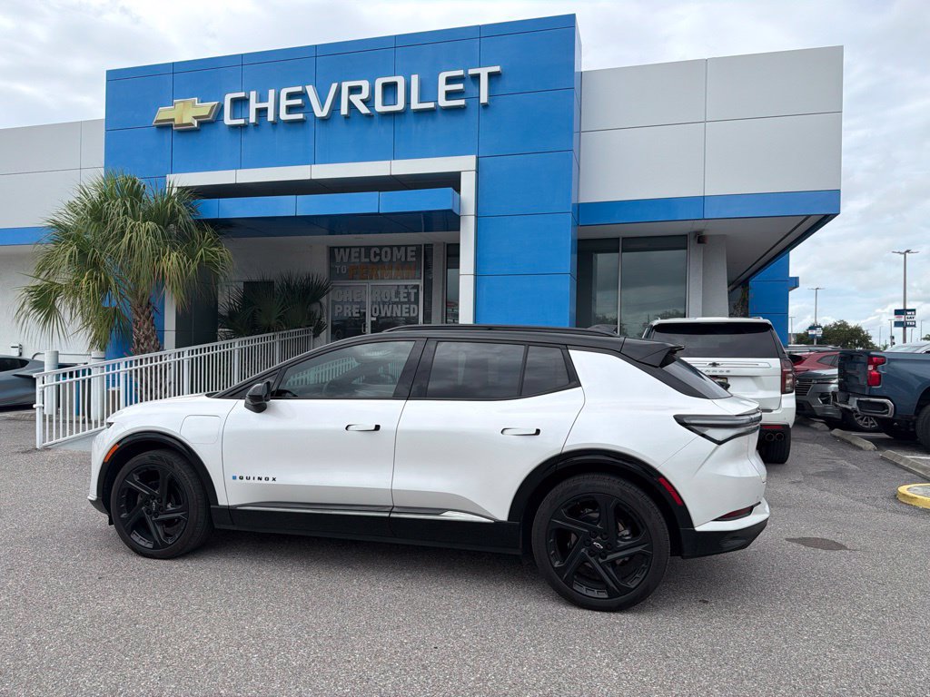 Used 2025 Chevrolet Equinox EV RS w/ Convenience Package II FWD image 6