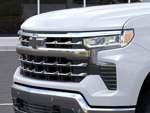 New 2026 Chevrolet Silverado 1500 LTZ w/ LTZ Premium Package AWD/4WD image 13