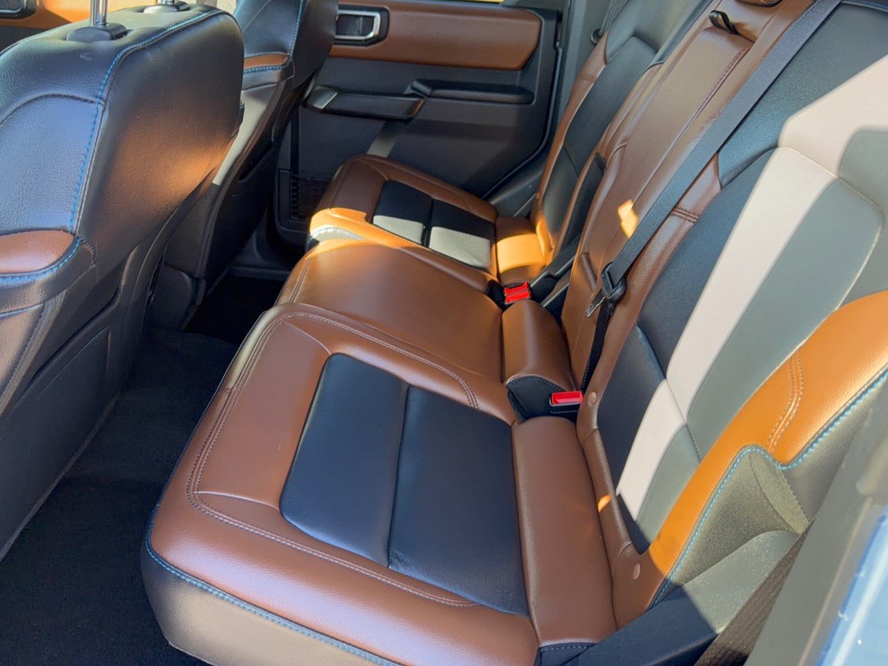 Used 2024 Ford Bronco Outer Banks w/ Sasquatch Package AWD/4WD image 25