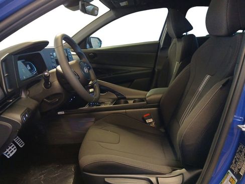 New 2026 Hyundai Elantra SEL Sport Premium FWD image 9