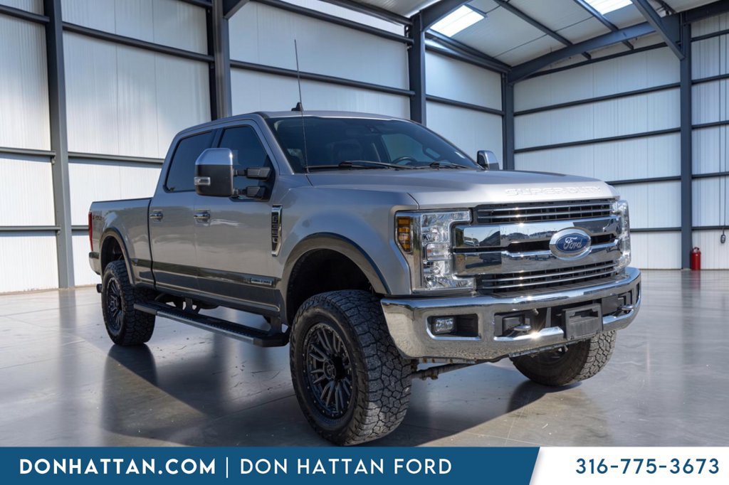 Used 2019 Ford F350 Lariat w/ Lariat Ultimate Package AWD/4WD image 28