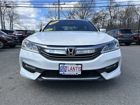 Used 2016 Honda Accord Sport image 2