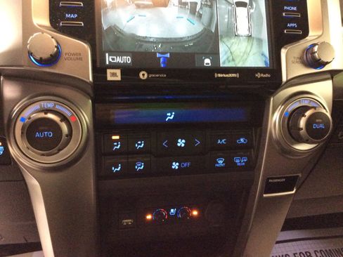 Used 2023 Toyota 4Runner Limited image 31