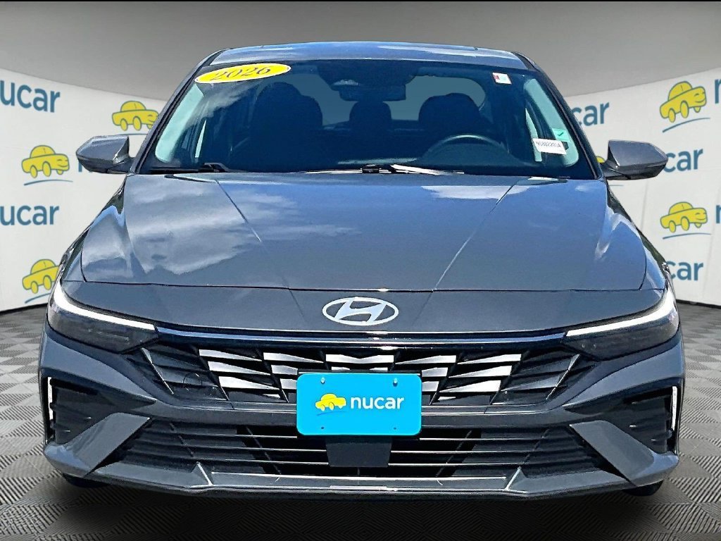 Used 2026 Hyundai Elantra Limited FWD image 2