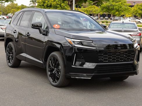 New 2026 Toyota RAV4 XSE AWD/4WD image 3