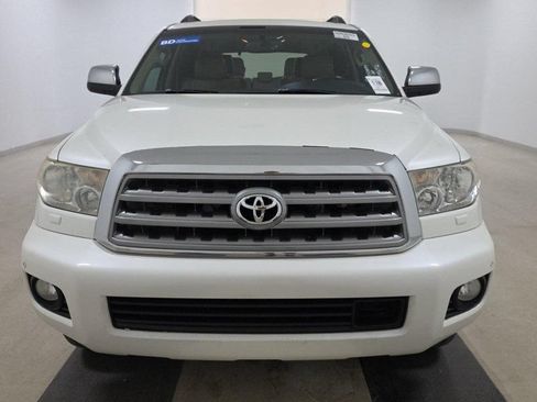 Used 2016 Toyota Sequoia Platinum AWD/4WD image 2