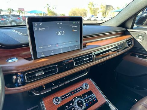 Used 2023 Lincoln Aviator Reserve w/ Equipment Group 201A image 13