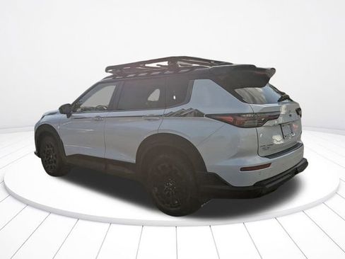 New 2026 Mitsubishi Outlander Trail Edition image 5