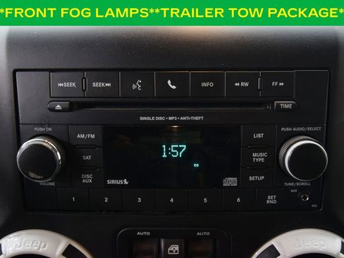 Used 2015 Jeep Wrangler Unlimited Sahara image 16