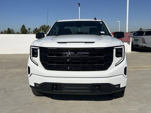 New 2026 GMC Sierra 1500 Elevation w/ LPO, Elevation Black Package image 8