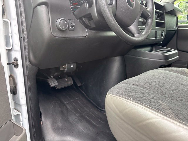 Used 2025 GMC Savana 2500 w/ Driver Convenience Package RWD image 29