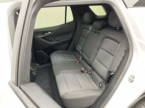 Certified 2025 Chevrolet Equinox LT image 11